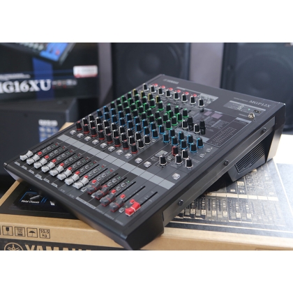 Mixer Yamaha MGP12X