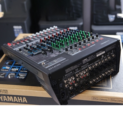 Mixer Yamaha MGP12X