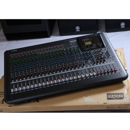 Mixer Yamaha MGP24X